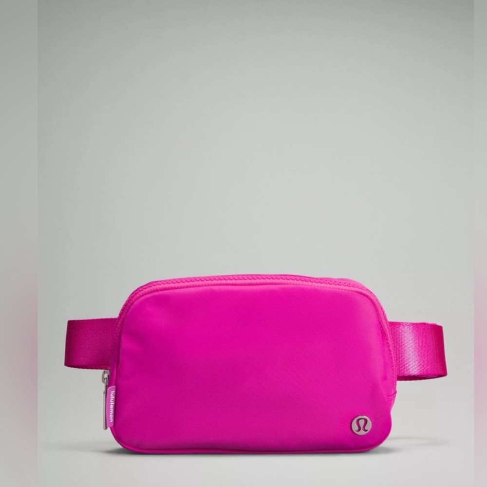 Sonic Pink - Lululemon belt bag